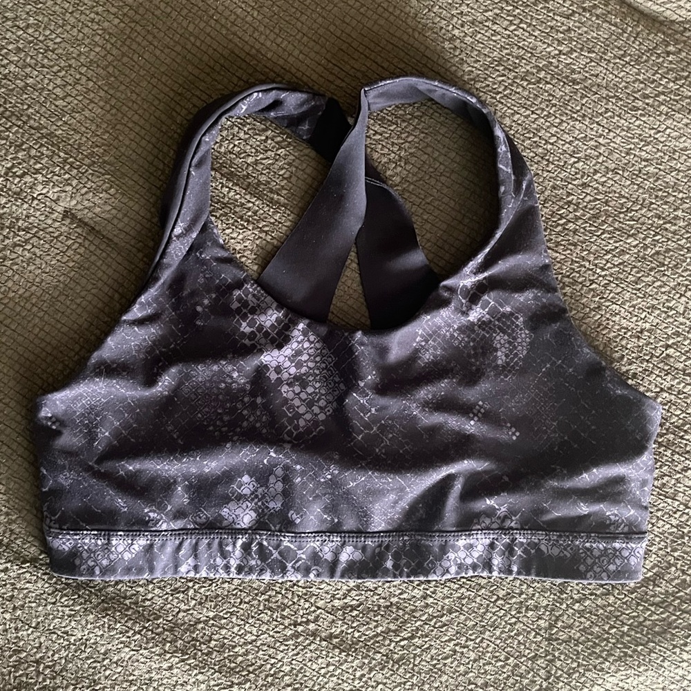 🌑 OLD NAVY Sports Bra Dry Fit